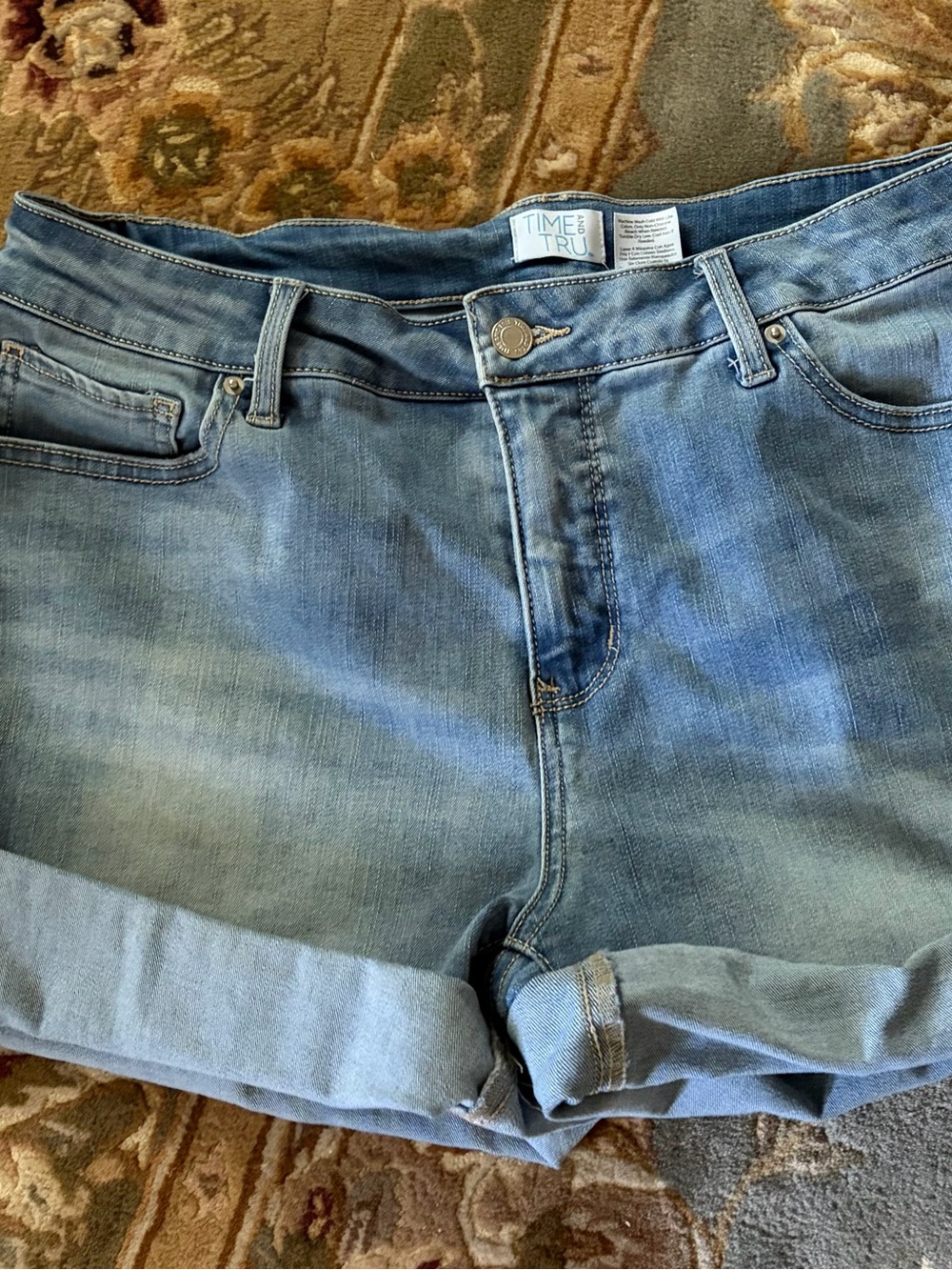Time and Tru Light Wash Denim Roll Cuff Shorts - Picture 3 of 3